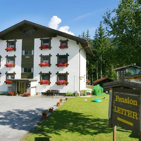 Apartment Leiter *
